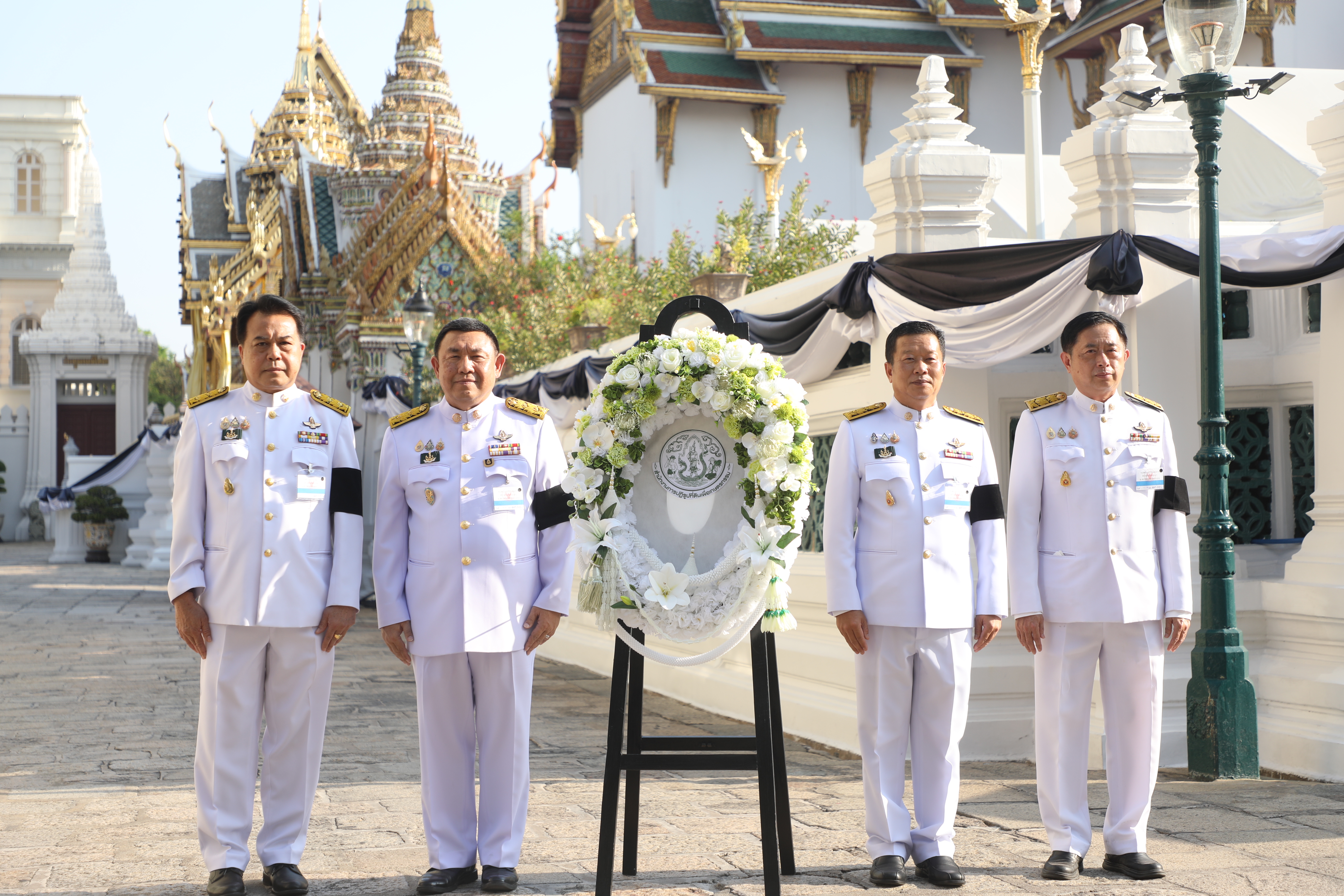 title - สำนักงานการปฏิรูปที่ดินเพื่อเกษตรกรรม รับพระราชทานพระบรมราชานุญาตให้ร่วมเป็นเจ้าภาพบำเพ็ญกุศลถวายพระบรมศพ สมเด็จพระนางเจ้าสิริกิติ์ พระบรมราชินีนาถ พระบรมราชชนนีพันปีหลวง